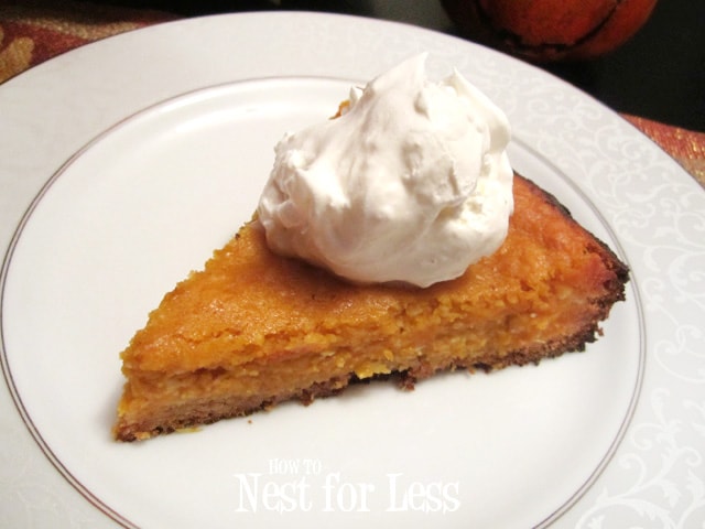 pumpkin gooey butter cake slice