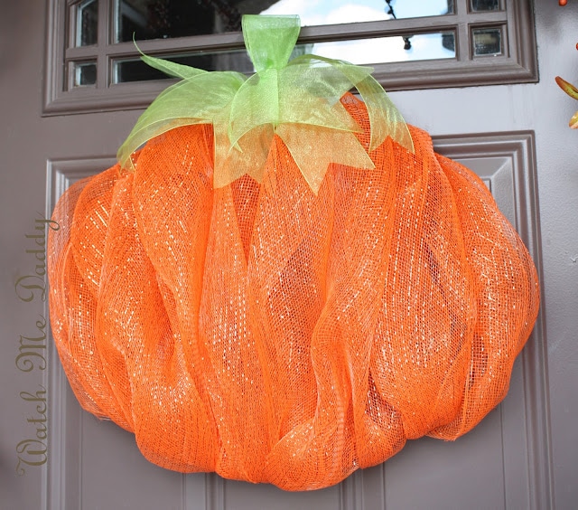 Get Inspired: 15 Spooktacular Halloween Wreaths