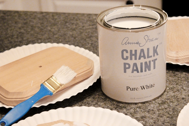 annie sloan chalk paint pure white