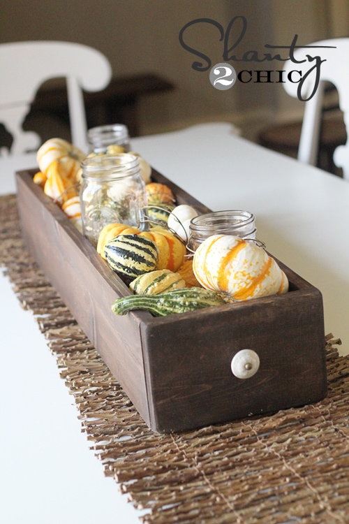 table-centerpiece-for-fall