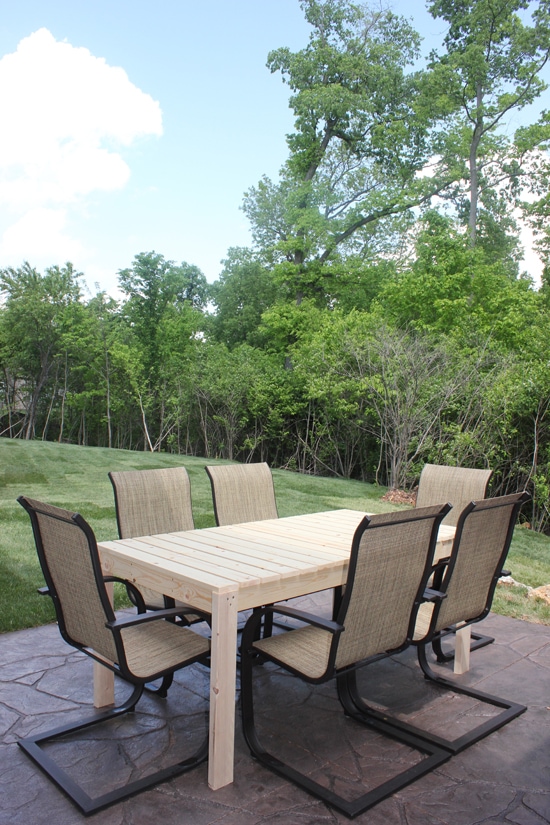 how to build a patio table