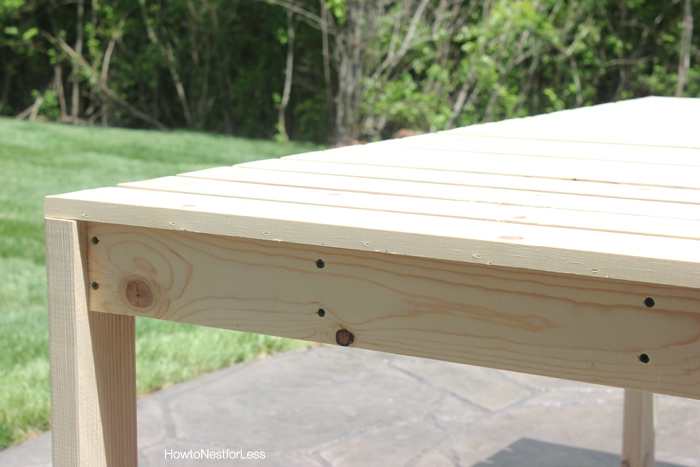 patio table building