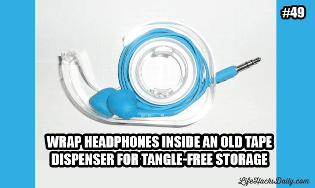 Life-Hacks_Ear-phone-storage