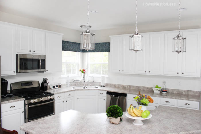 white kitchen with subway tile backsplash