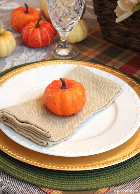 gourd thanksgiving table setting