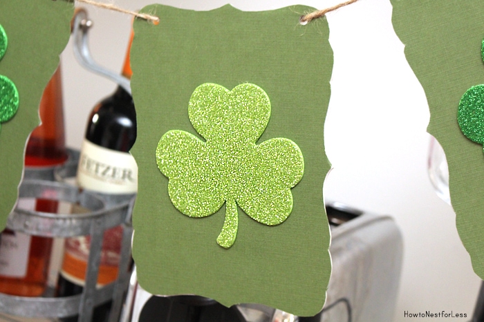 st patricks day shamrock banner