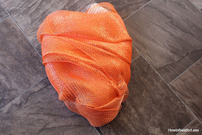 carrot easter mesh wreath