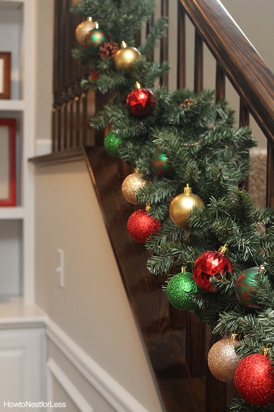 christmas staircase garland