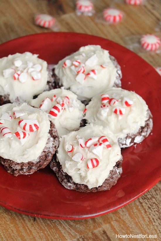 Peppermint mocha gooey butter cookie on a red plate.