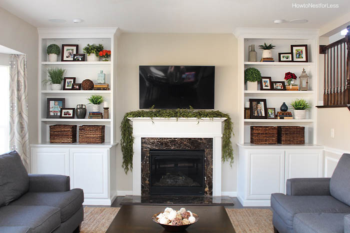 family room built in bookshelves