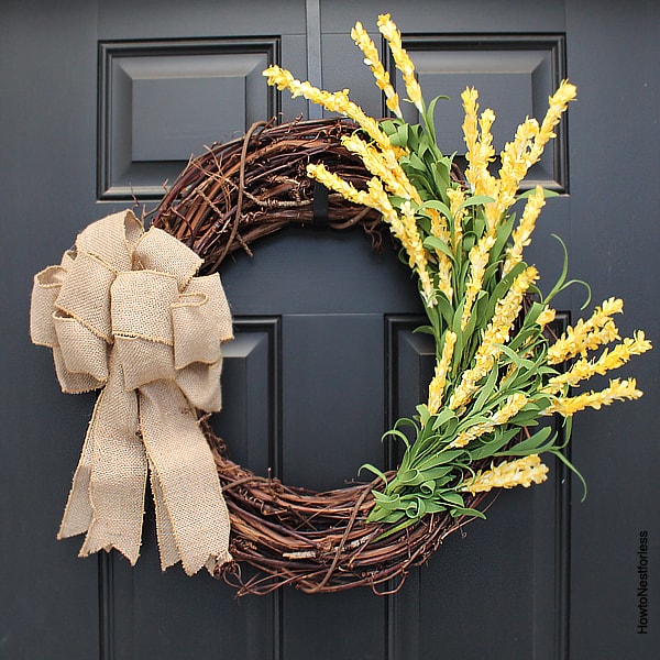 10 Minute Yellow Flower Wreath