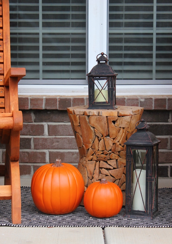 Fall House Tour 2016: Front Porch - How to Nest for Less™