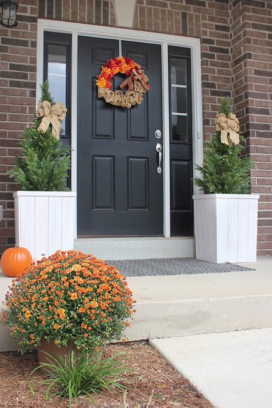 front-porch-fall-decorations