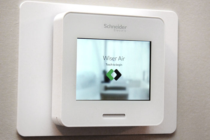 Schneider Electric Wiser Air Wi-Fi Smart Thermostat with Comfort