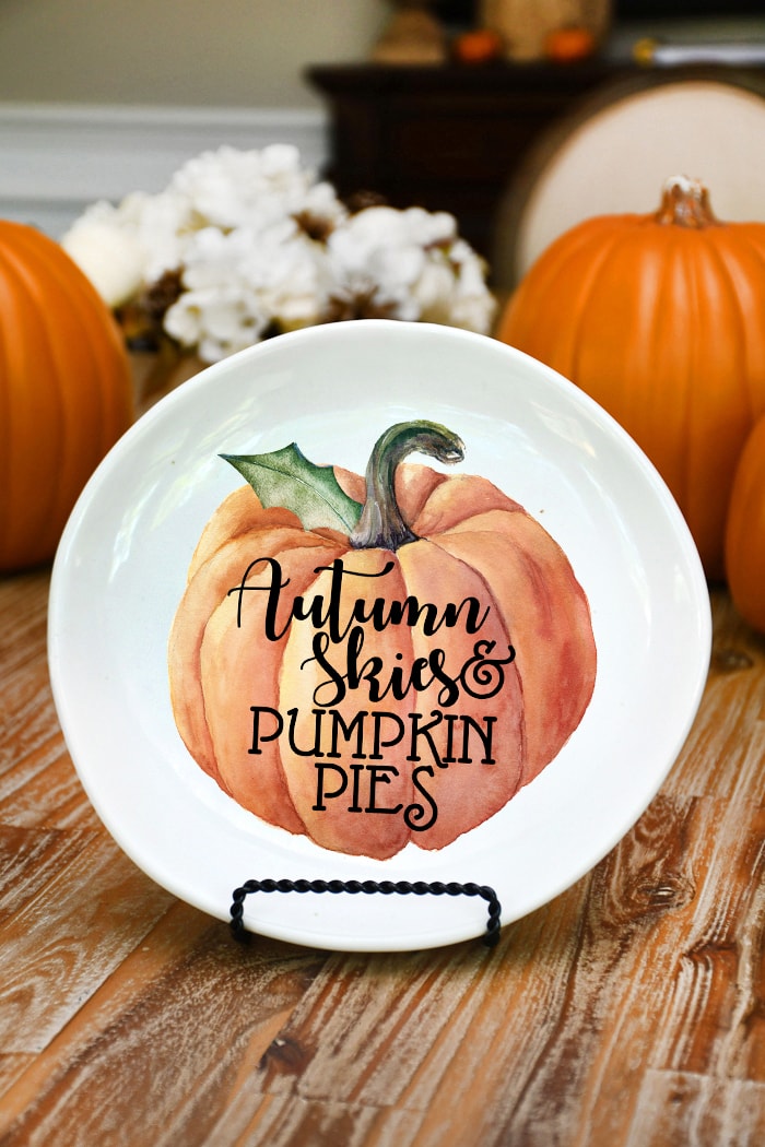 DIY Pumpkin Fall Decorative Plate - Under $2 to Make!