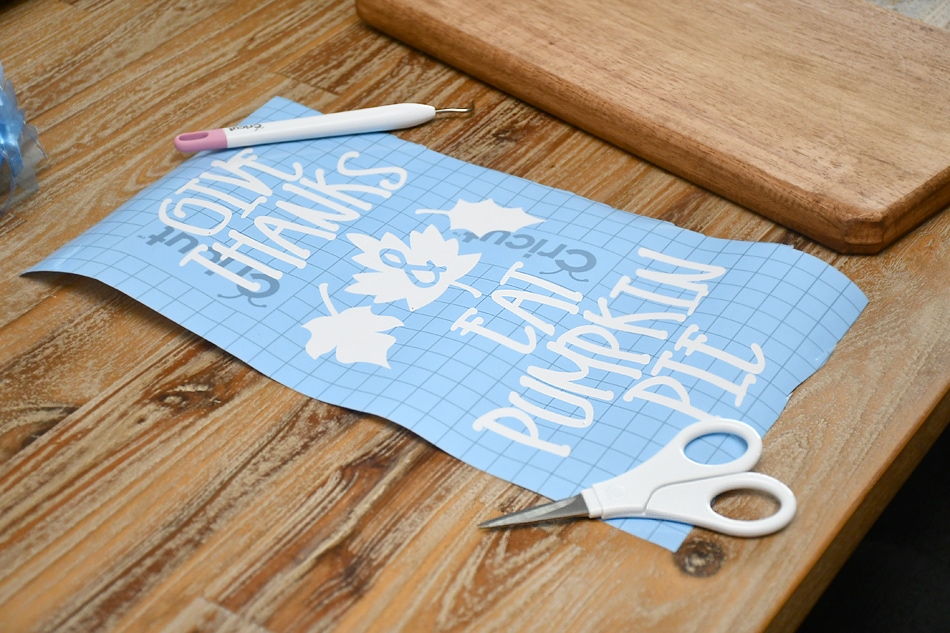 Thanksgiving Stenciled Cutting Board - Cricut Holiday Project